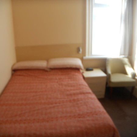 St Annes Bed and Breakfast Great Yarmouth Exteriör bild