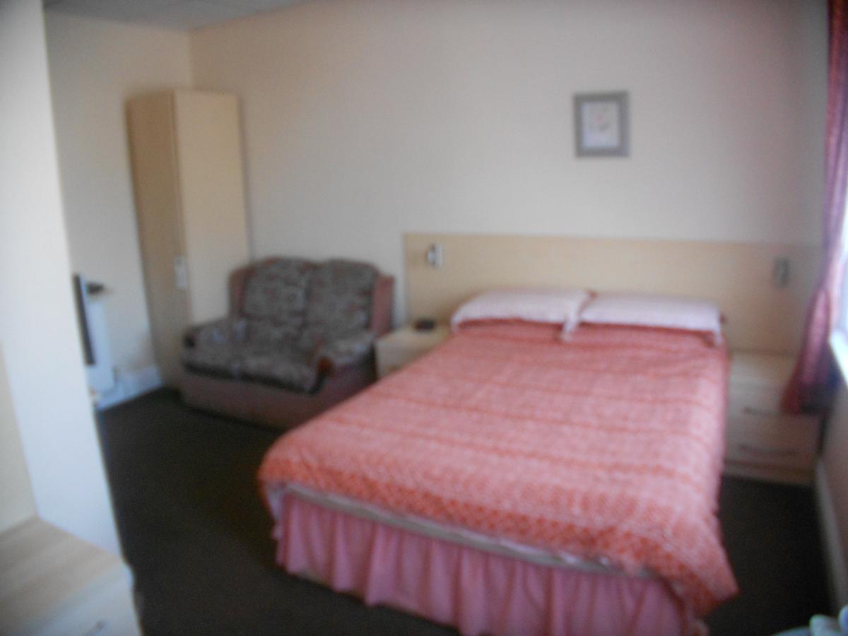 St Annes Bed and Breakfast Great Yarmouth Exteriör bild