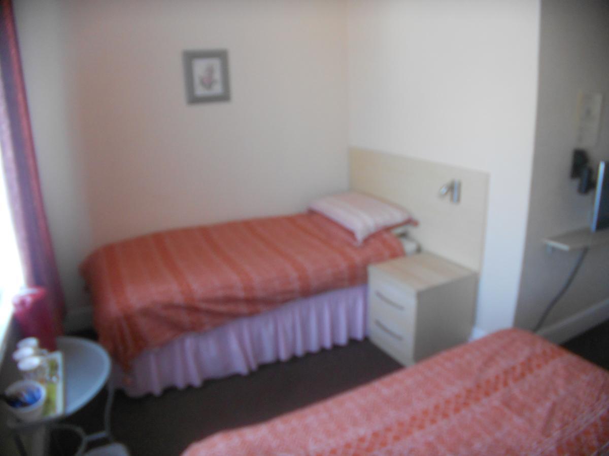 St Annes Bed and Breakfast Great Yarmouth Exteriör bild