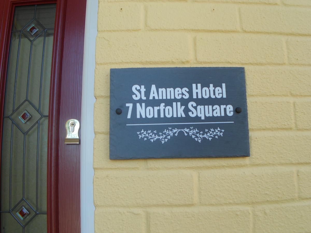 St Annes Bed and Breakfast Great Yarmouth Exteriör bild