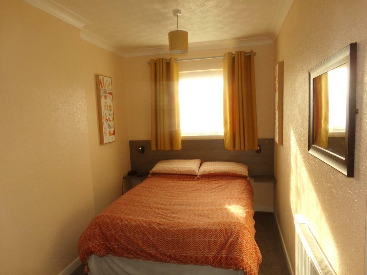 St Annes Bed and Breakfast Great Yarmouth Exteriör bild